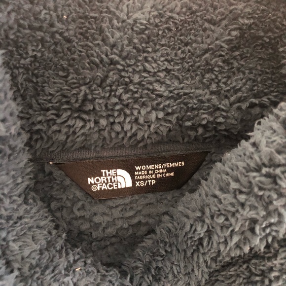 North Face pullover, fuzzy, teal - Picture 2 of 2